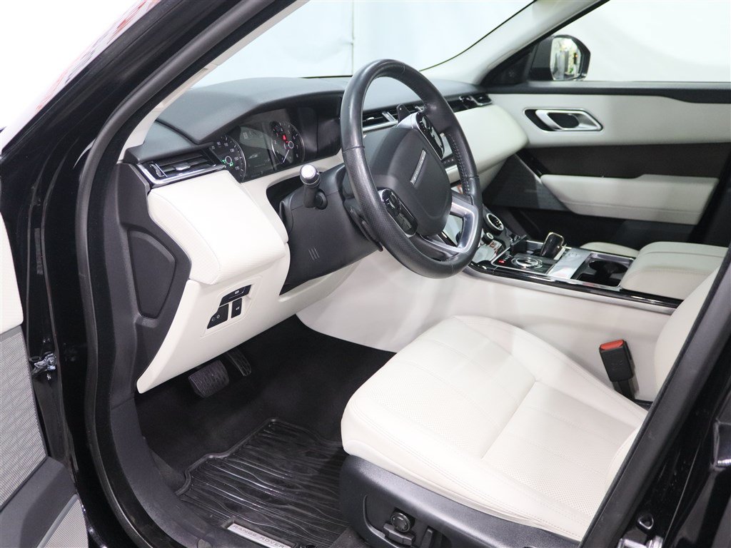 Used 2020 Land Rover Range Rover Velar S AWD/4WD image 9