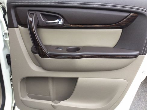Used 2013 GMC Acadia Denali AWD/4WD image 15
