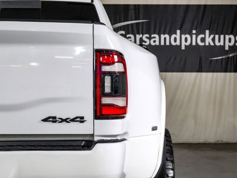 Used 2022 RAM 3500 Laramie w/ Night Edition image 42