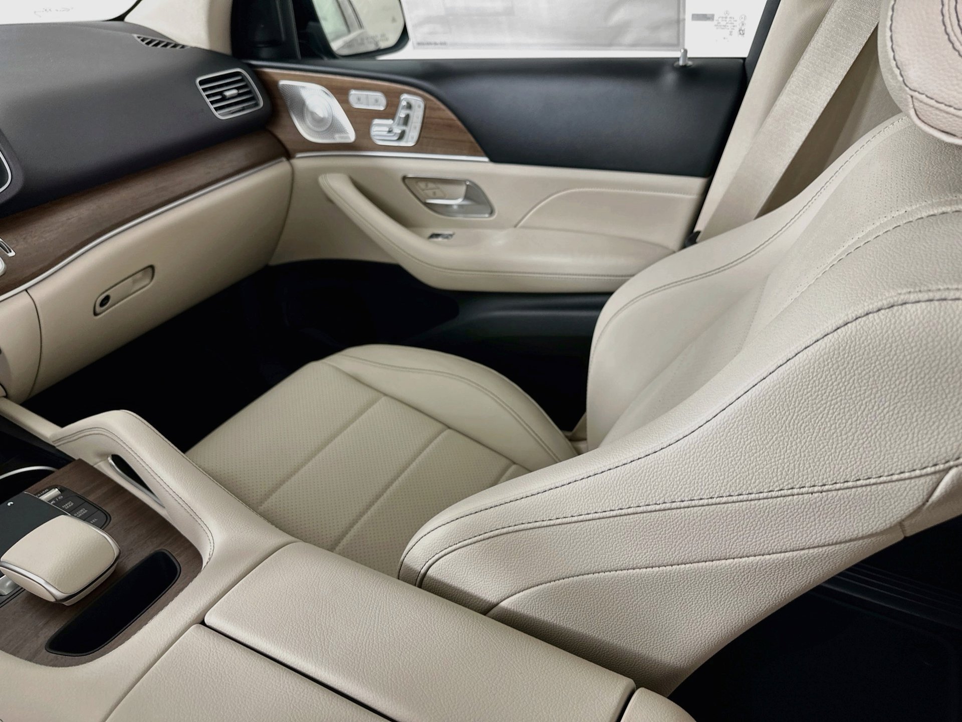 New 2026 Mercedes-Benz GLE 450 4MATIC image 26