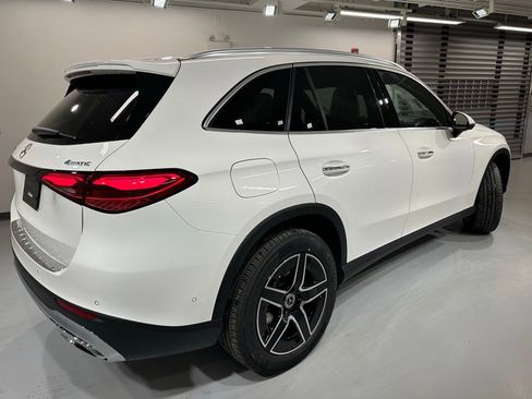 New 2026 Mercedes-Benz GLC 300 GLC 300 image 11