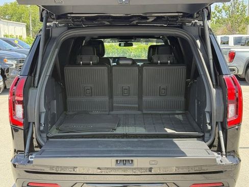 Used 2026 Ford Expedition Max Platinum w/ Stealth Performance Package AWD/4WD image 12