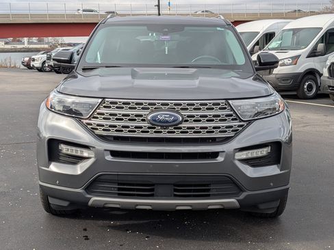 Certified 2021 Ford Explorer Limited w/ Equipment Group 301A image 8