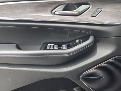 Used 2023 Jeep Grand Cherokee L Overland image 26