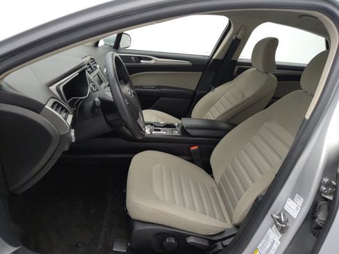 Used 2018 Ford Fusion S image 17