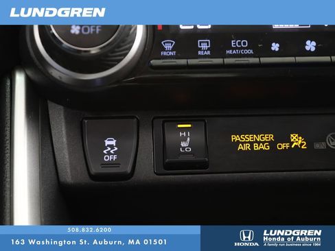 Used 2019 Toyota RAV4 XLE w/ Convenience Package AWD/4WD image 24