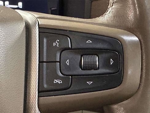 Used 2023 GMC Yukon Denali w/ Denali Reserve Package image 27