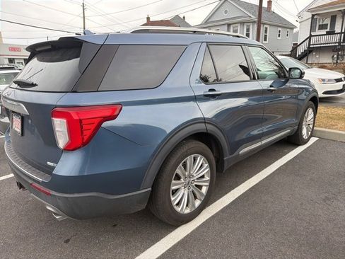 Used 2020 Ford Explorer Limited w/ Class III Trailer Tow Package image 3