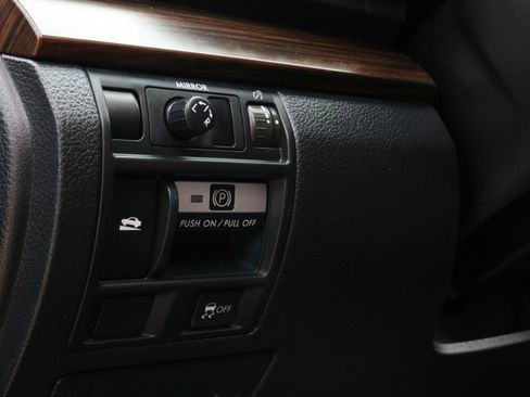 Used 2014 Subaru Outback 2.5i Limited AWD/4WD image 26