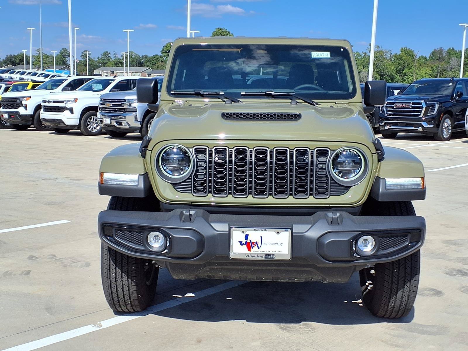 New 2026 Jeep Gladiator Sport AWD/4WD image 4