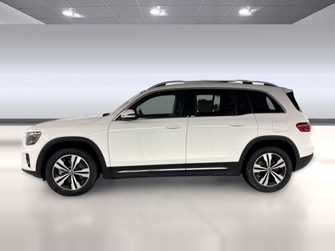 Certified 2026 Mercedes-Benz GLB 250 image 2