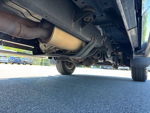 Used 2015 Ford F250 XL w/ Power Equipment Group AWD/4WD image 17