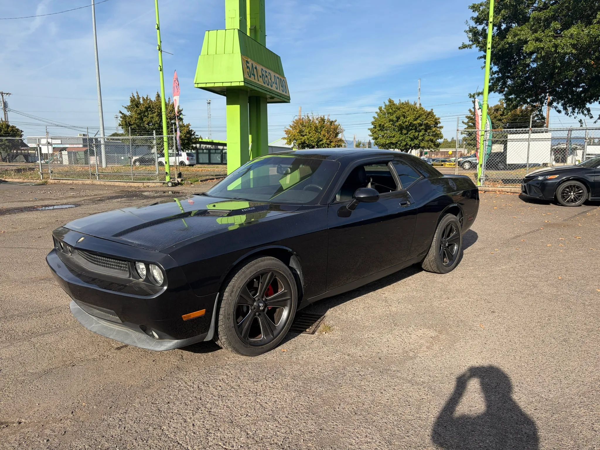 Used 2010 Dodge Challenger R/T RWD image 6