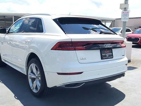 Certified 2023 Audi Q8 Premium w/ Convenience Package AWD/4WD image 4