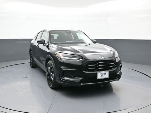 Used 2024 Honda HR-V Sport image 3