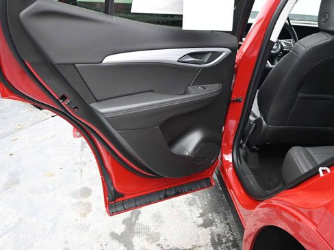 New 2026 Buick Envision Avenir image 18