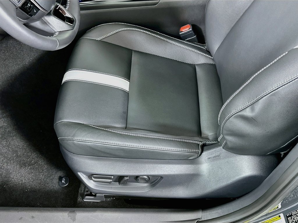 Certified 2026 Toyota Camry SE w/ Convenience Package FWD image 20