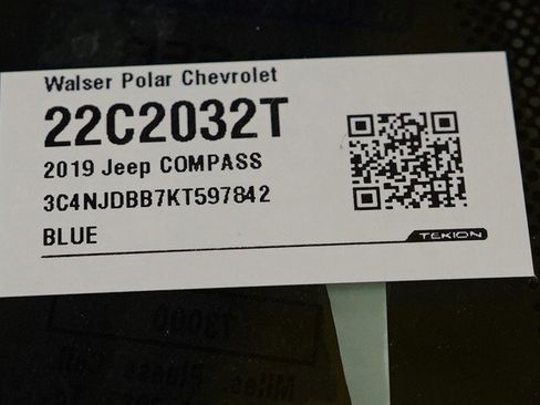 Used 2019 Jeep Compass Latitude w/ Cold Weather Group image 29