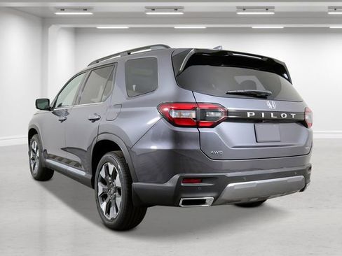 New 2026 Honda Pilot Touring image 5