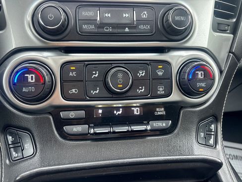 Used 2015 Chevrolet Tahoe LTZ AWD/4WD image 17