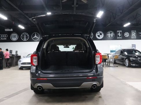 Used 2020 Ford Explorer Limited image 25