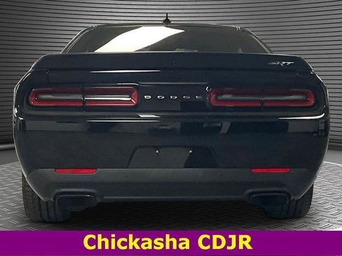 Used 2016 Dodge Challenger SRT Hellcat image 5