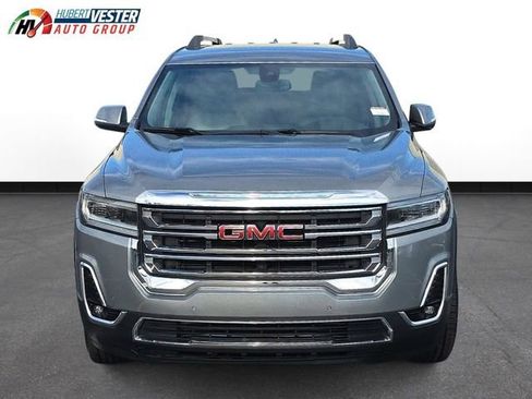 Used 2023 GMC Acadia SLT w/ Preferred Package image 6