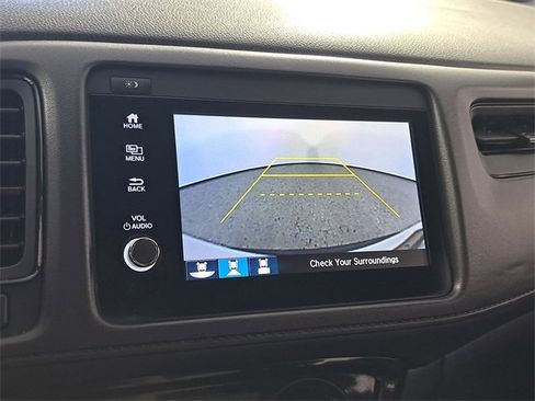 Used 2021 Honda HR-V Sport image 29