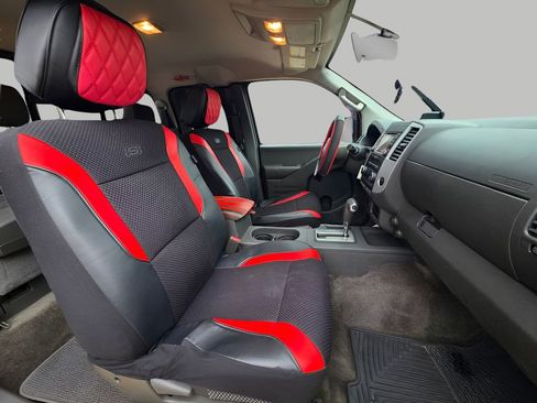 Used 2016 Nissan Frontier Desert Runner image 10