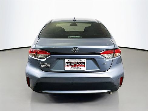 Used 2022 Toyota Corolla LE image 6