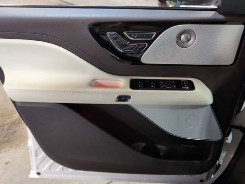 Used 2023 Lincoln Aviator Black Label image 23