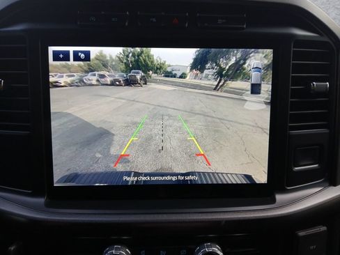 Used 2023 Ford F150 Platinum RWD image 9