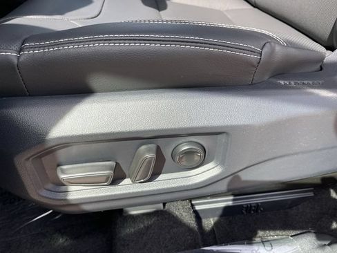 New 2026 Toyota Tundra Limited AWD/4WD image 13