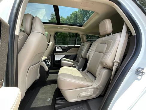 Used 2021 Lincoln Aviator Reserve w/ Equipment Group 201A AWD/4WD image 14