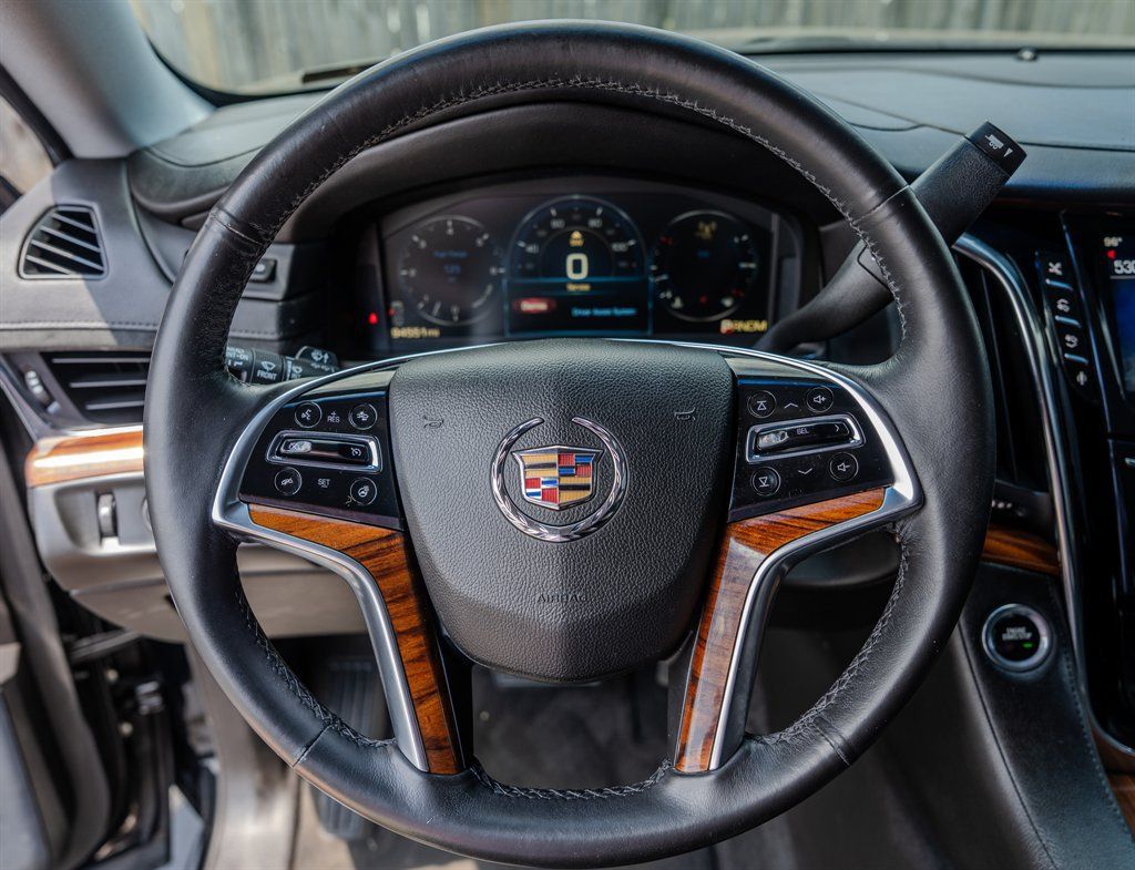 Used 2015 Cadillac Escalade Premium RWD image 15