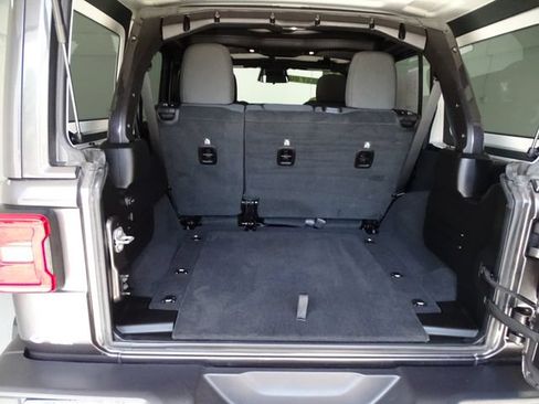 Certified 2025 Jeep Wrangler Unlimited Sahara AWD/4WD image 20