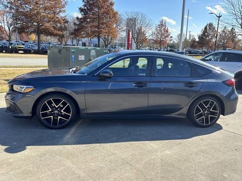 Used 2023 Honda Civic Sport Touring image 10