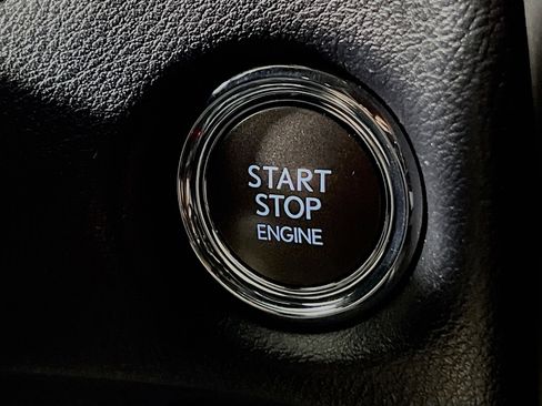 Used 2023 Lexus GX 460 Premium w/ Accessory Package image 23