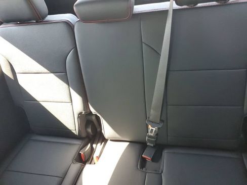 Used 2025 Chevrolet Traverse RS w/ LPO, Floor Liner Package AWD/4WD image 9