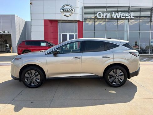 Used 2026 Nissan Murano SL AWD/4WD image 2