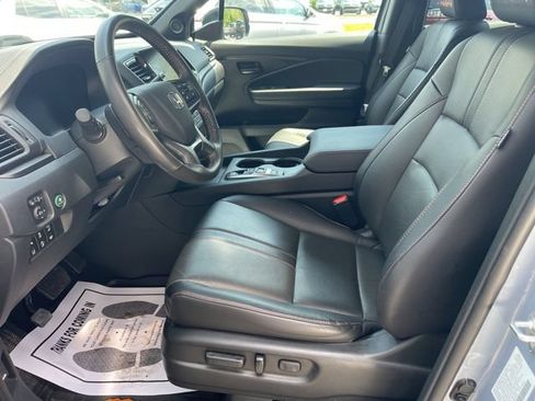 Used 2025 Honda Ridgeline TrailSport image 19