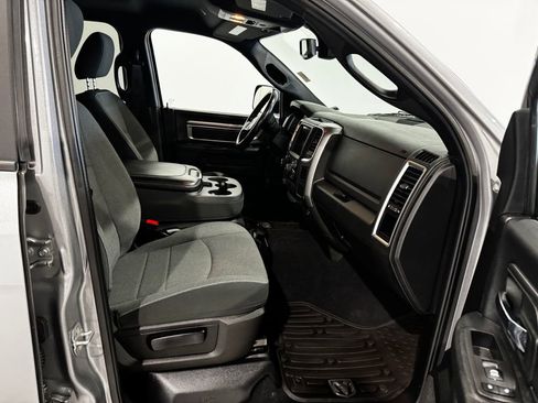 Used 2022 RAM 1500 Classic Warlock AWD/4WD image 23