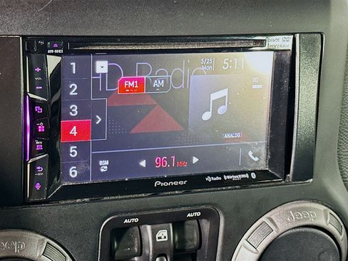 Used 2018 Jeep Wrangler Unlimited Sport S AWD/4WD image 19