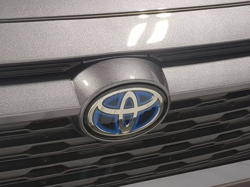 Used 2024 Toyota RAV4 XLE Premium w/ Weather Package AWD/4WD image 15