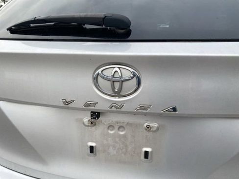 Used 2013 Toyota Venza LE image 12