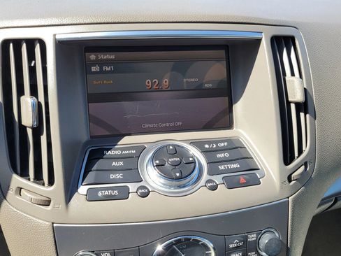 Used 2013 INFINITI G37 Journey w/ Premium Pkg image 19