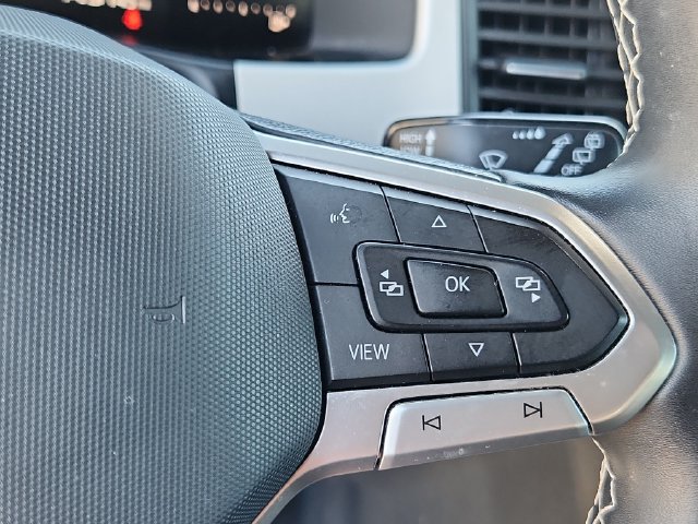 Used 2023 Volkswagen Atlas Cross Sport SE AWD/4WD image 18