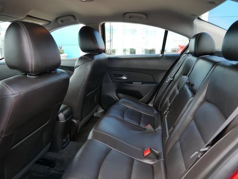 Used 2015 Chevrolet Cruze LT w/ RS Package FWD image 5