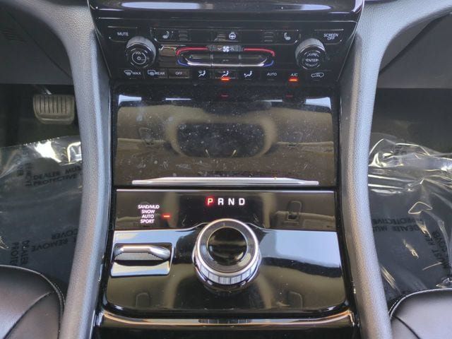 Used 2023 Jeep Grand Cherokee L Limited w/ Black Appearance Package AWD/4WD image 19
