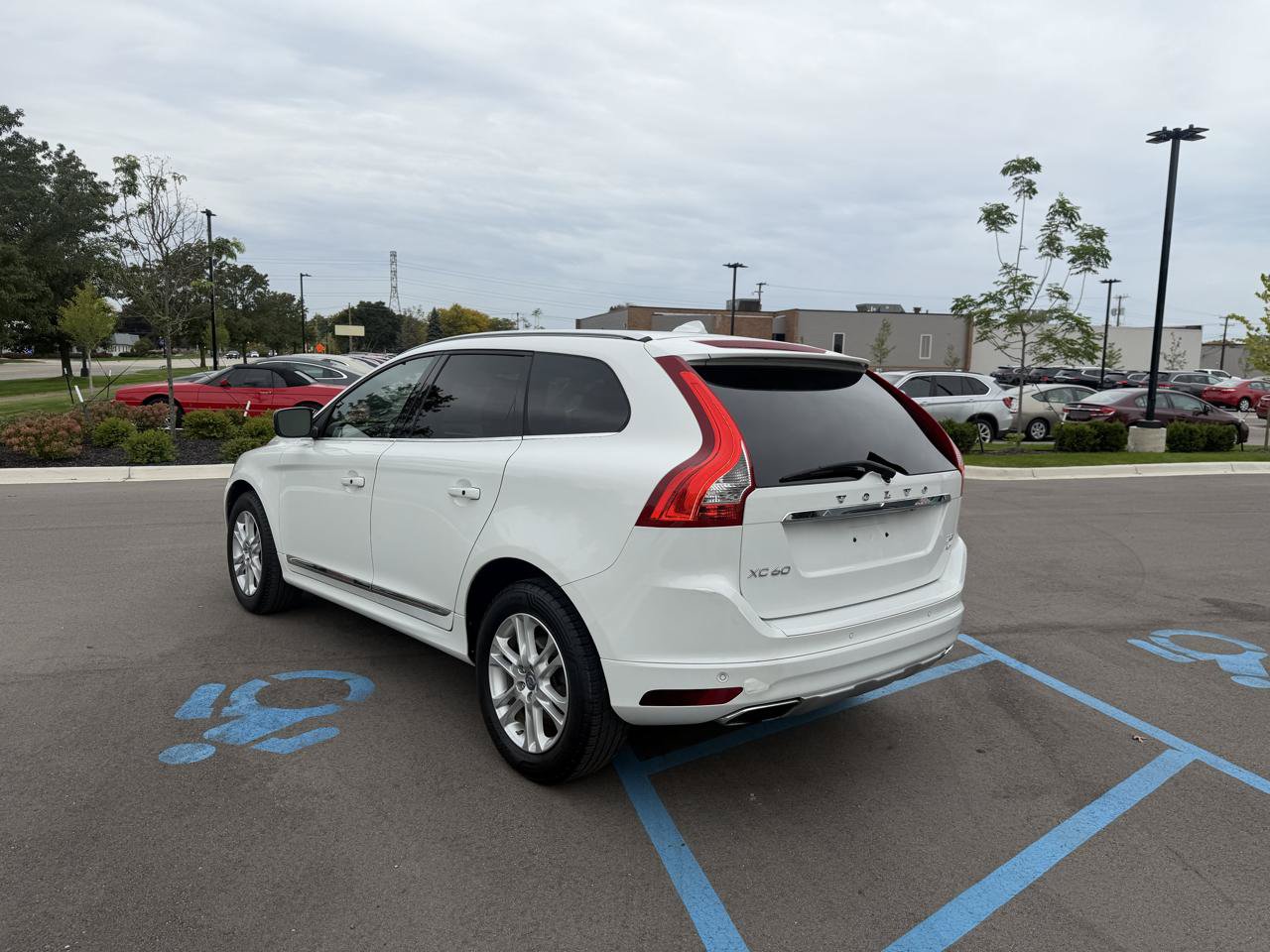 Used 2015 Volvo XC60 T5 Platinum AWD/4WD image 7